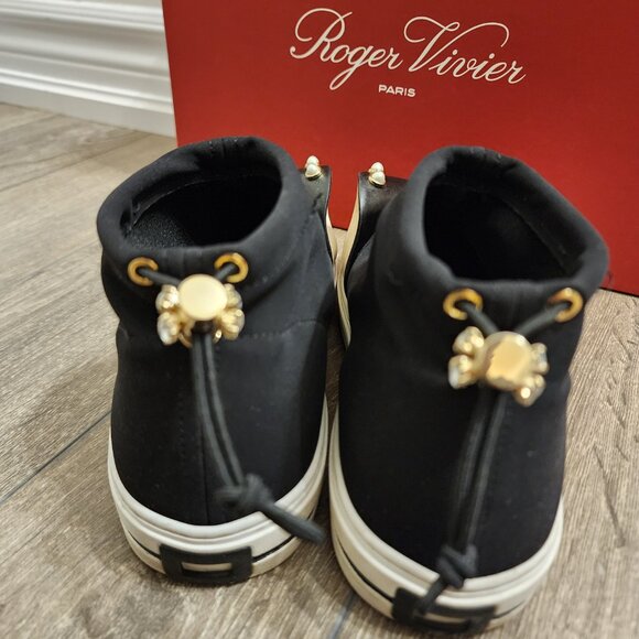 Roger Vivier - Bow Accents Pearls Sneakers - Size 36.5 - Picture 5 of 8
